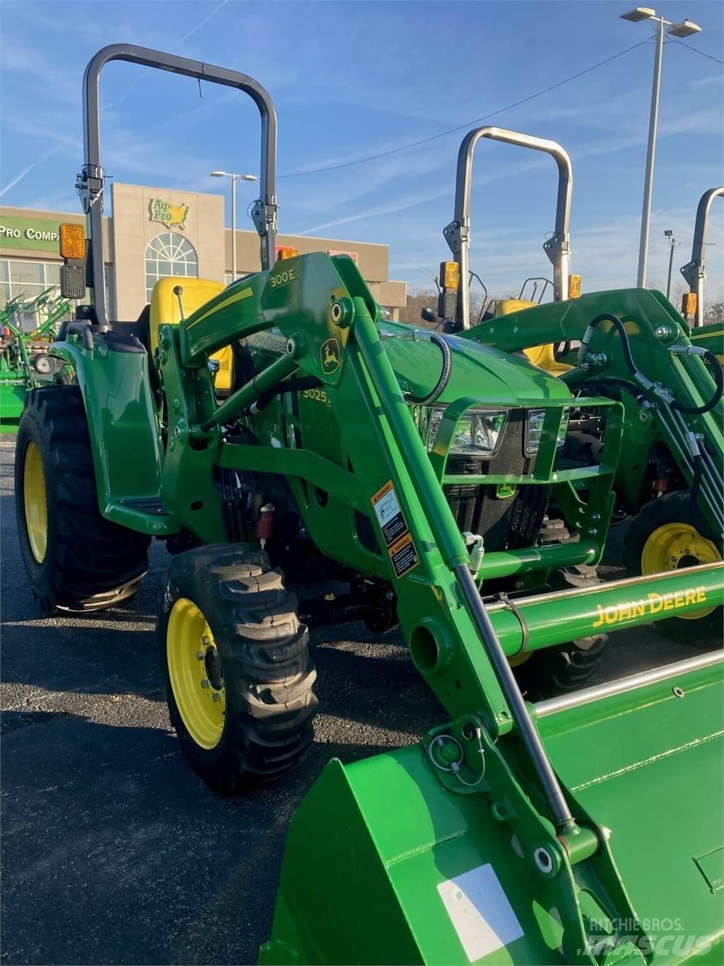 John Deere 3025E Mikrociągniki