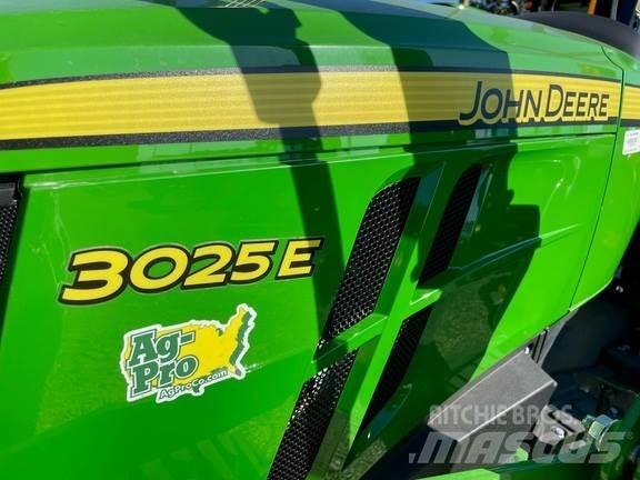 John Deere 3025E Mikrociągniki