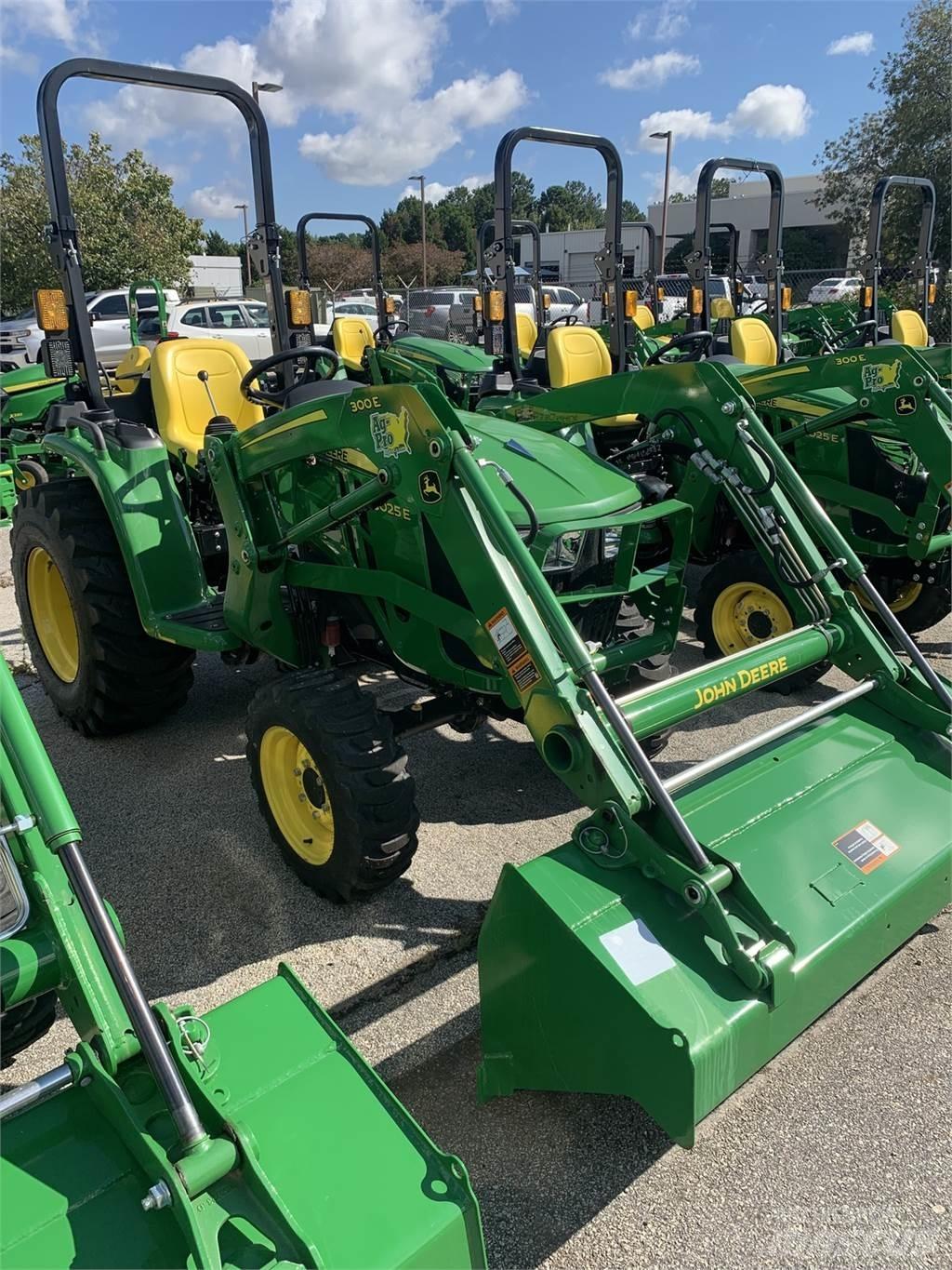 John Deere 3025E Mikrociągniki