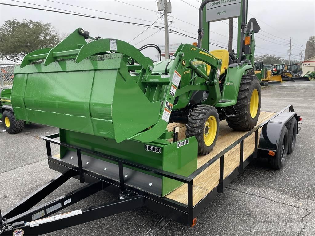 John Deere 3038E Mikrociągniki