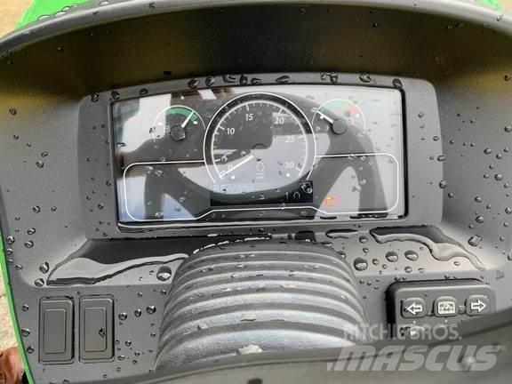 John Deere 3046R Ciągniki rolnicze