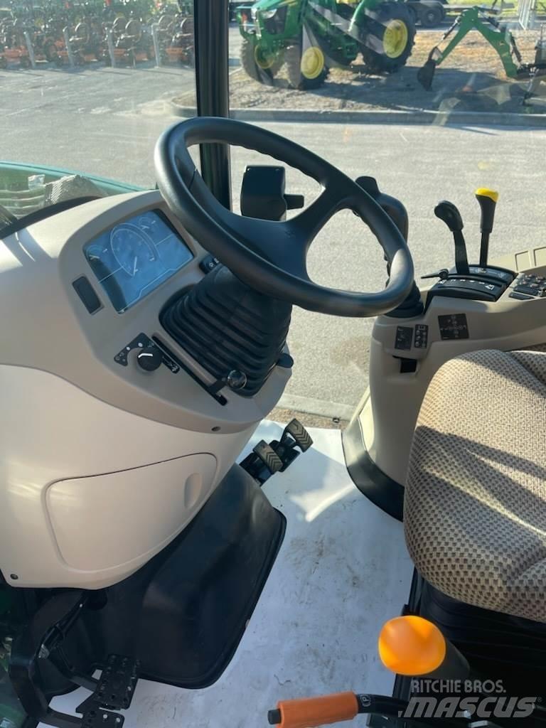 John Deere 3046R Ciągniki rolnicze