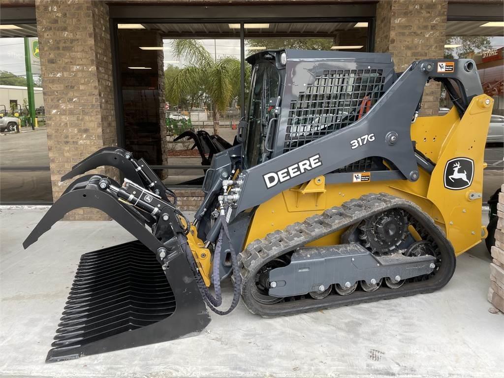 John Deere 317G Miniładowarki