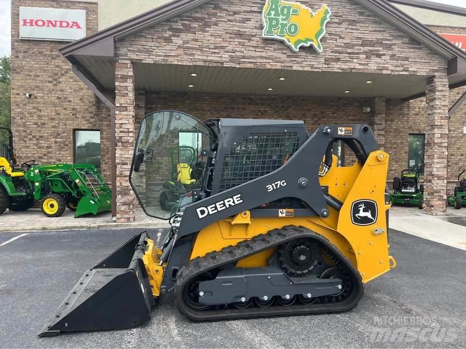 John Deere 317G Miniładowarki