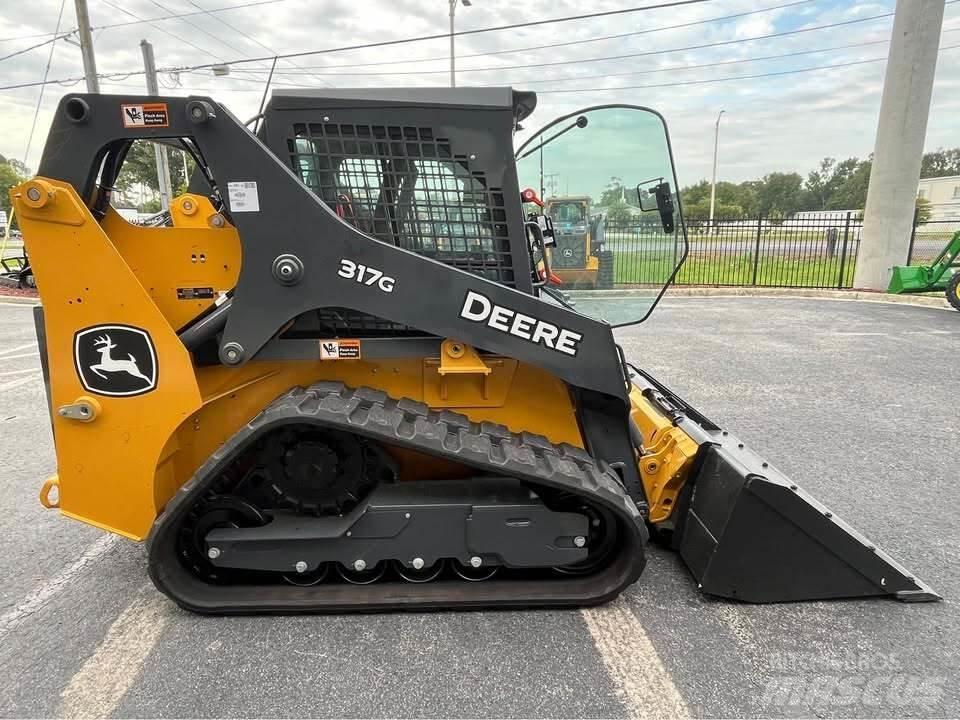 John Deere 317G Miniładowarki