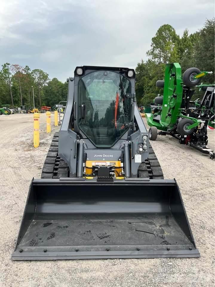 John Deere 317G Miniładowarki