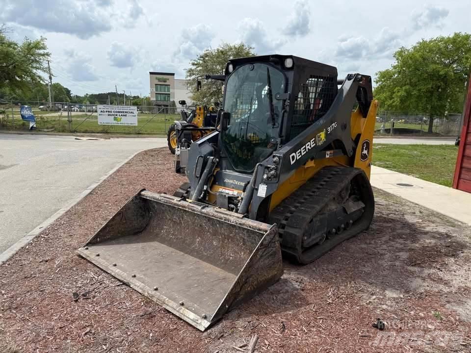 John Deere 317G Miniładowarki
