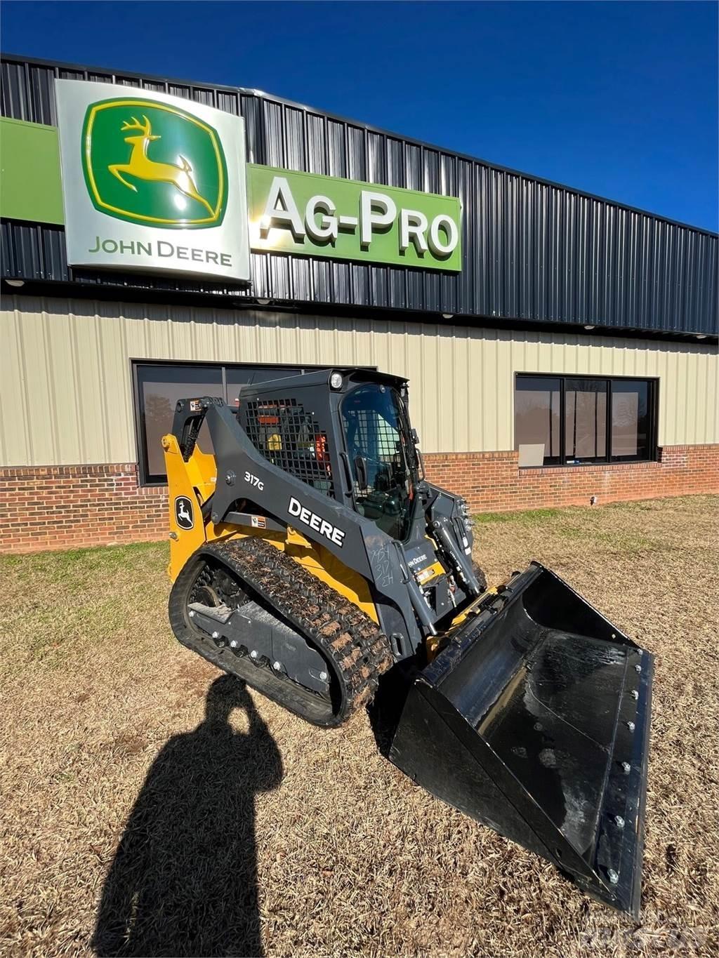 John Deere 317G Miniładowarki