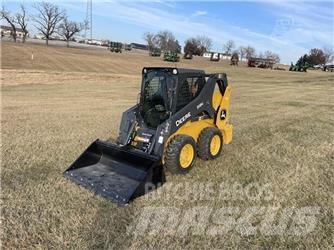John Deere 318G Ładowarki burtowe