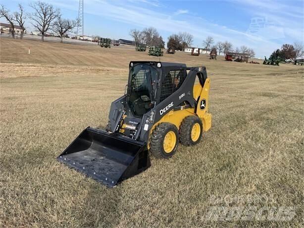 John Deere 318G Ładowarki burtowe