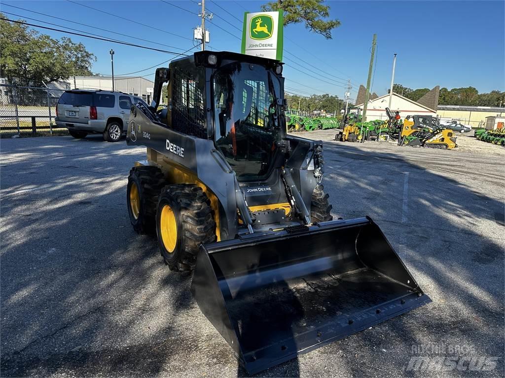 John Deere 324G Ładowarki burtowe