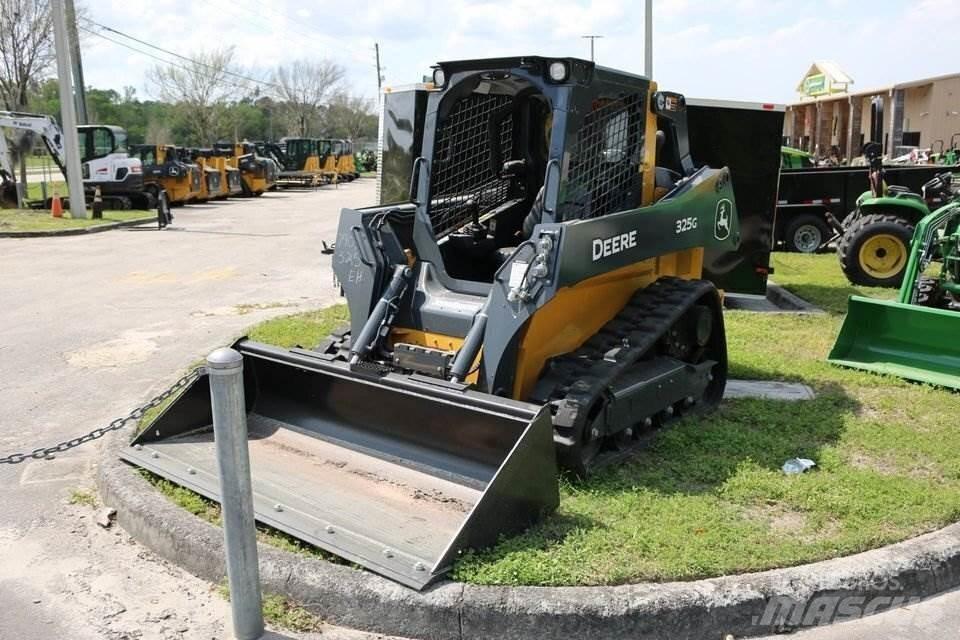 John Deere 325G Miniładowarki