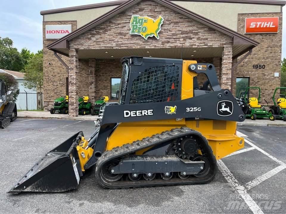 John Deere 325G Miniładowarki