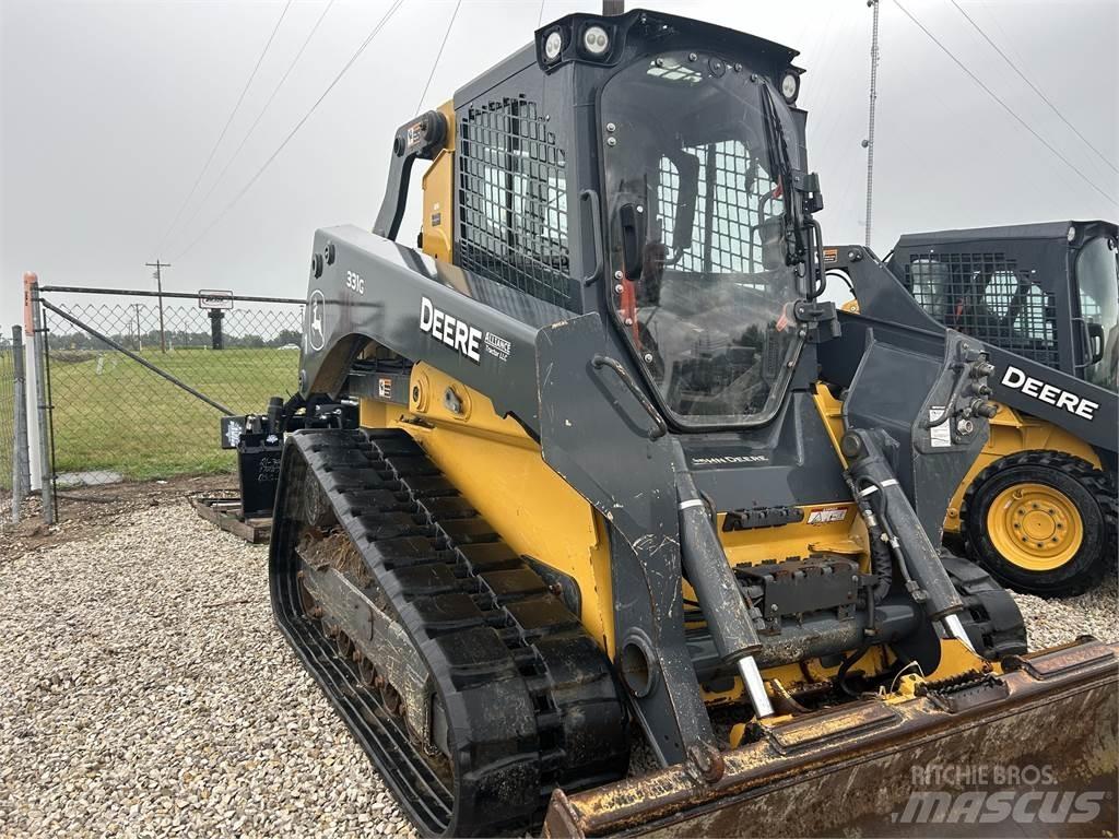 John Deere 331G Miniładowarki