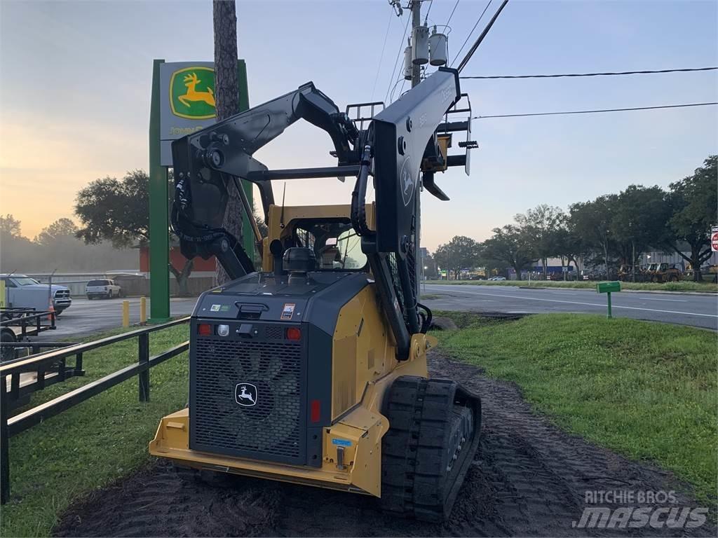 John Deere 331G Miniładowarki