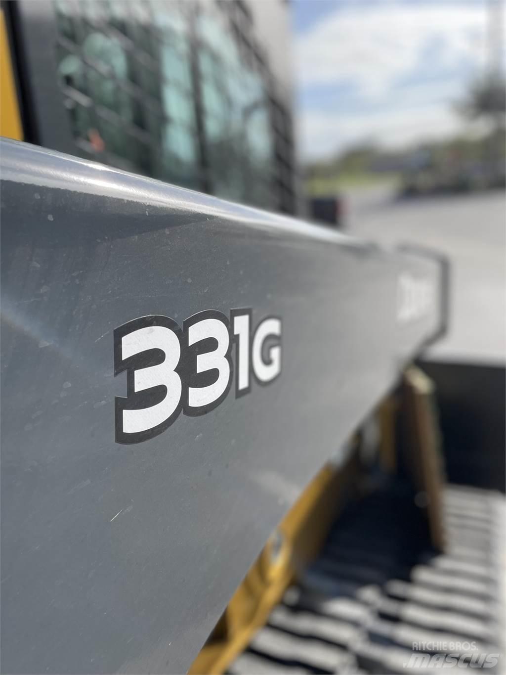 John Deere 331G Ładowarki burtowe