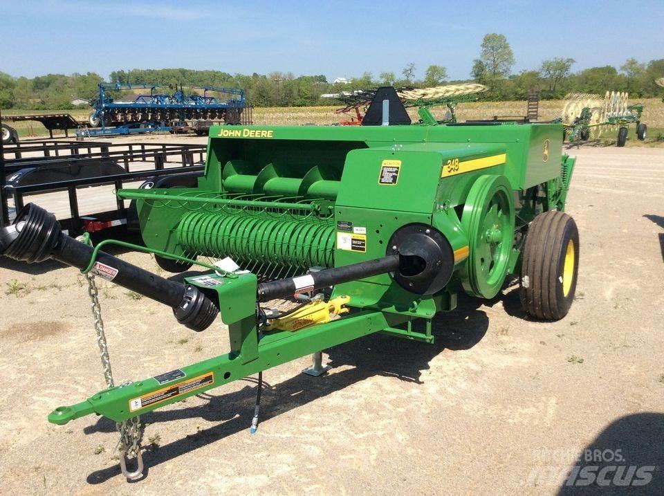 John Deere 348 Prasy kostkujące