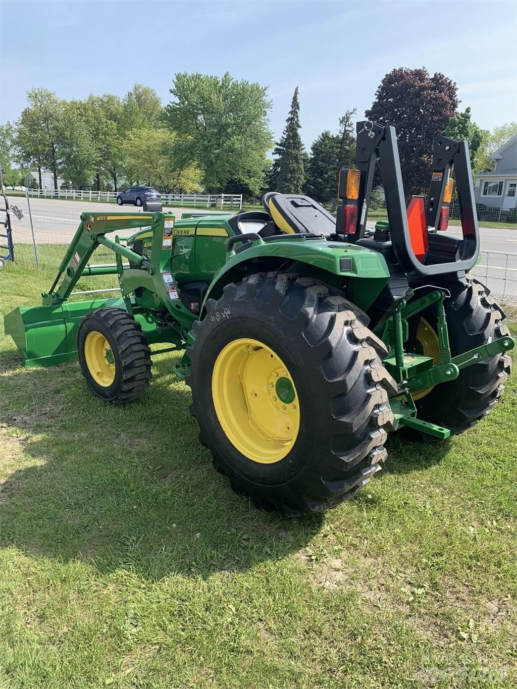 John Deere 4044M Ciągniki rolnicze