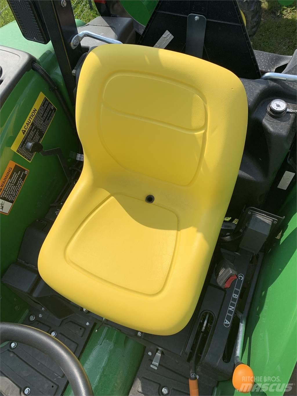 John Deere 4044M Ciągniki rolnicze