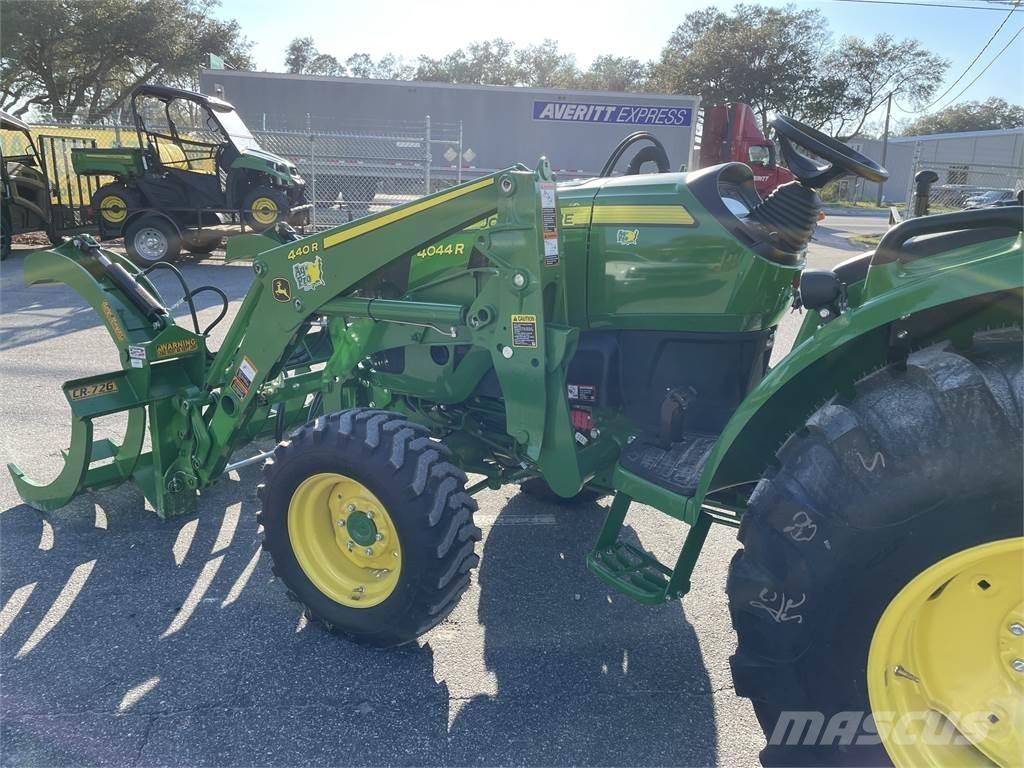 John Deere 4044R Ciągniki rolnicze
