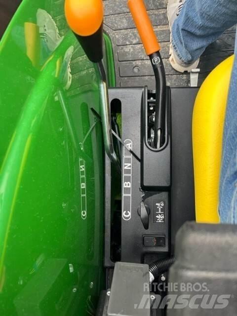John Deere 4044R Ciągniki rolnicze