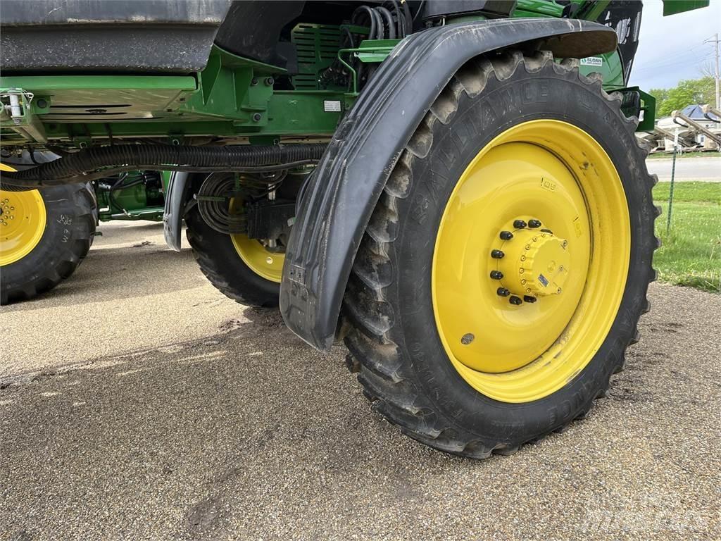 John Deere 412R Opryskiwacze zaczepiane
