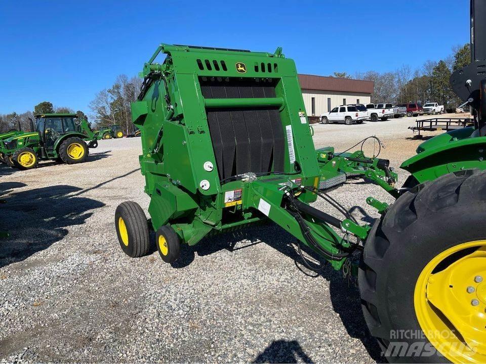 John Deere 450E Prasy zwijające