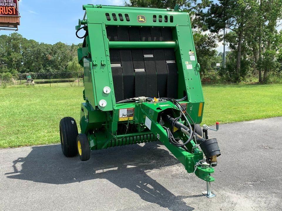 John Deere 450E Prasy zwijające