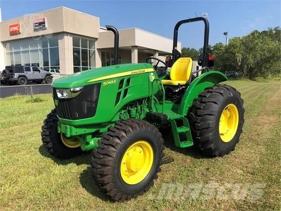 John Deere 5045E Ciągniki rolnicze