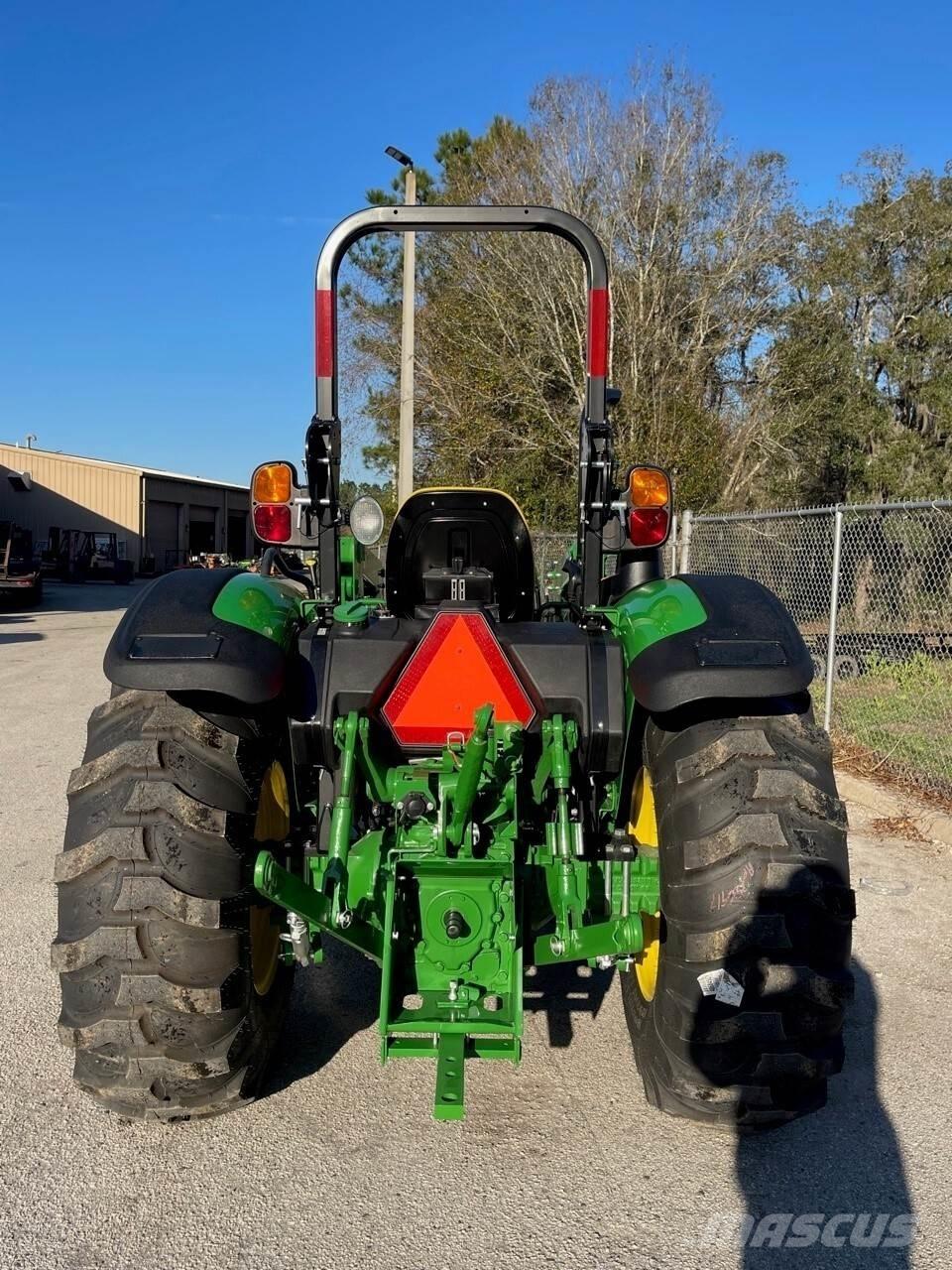 John Deere 5045E Ciągniki rolnicze
