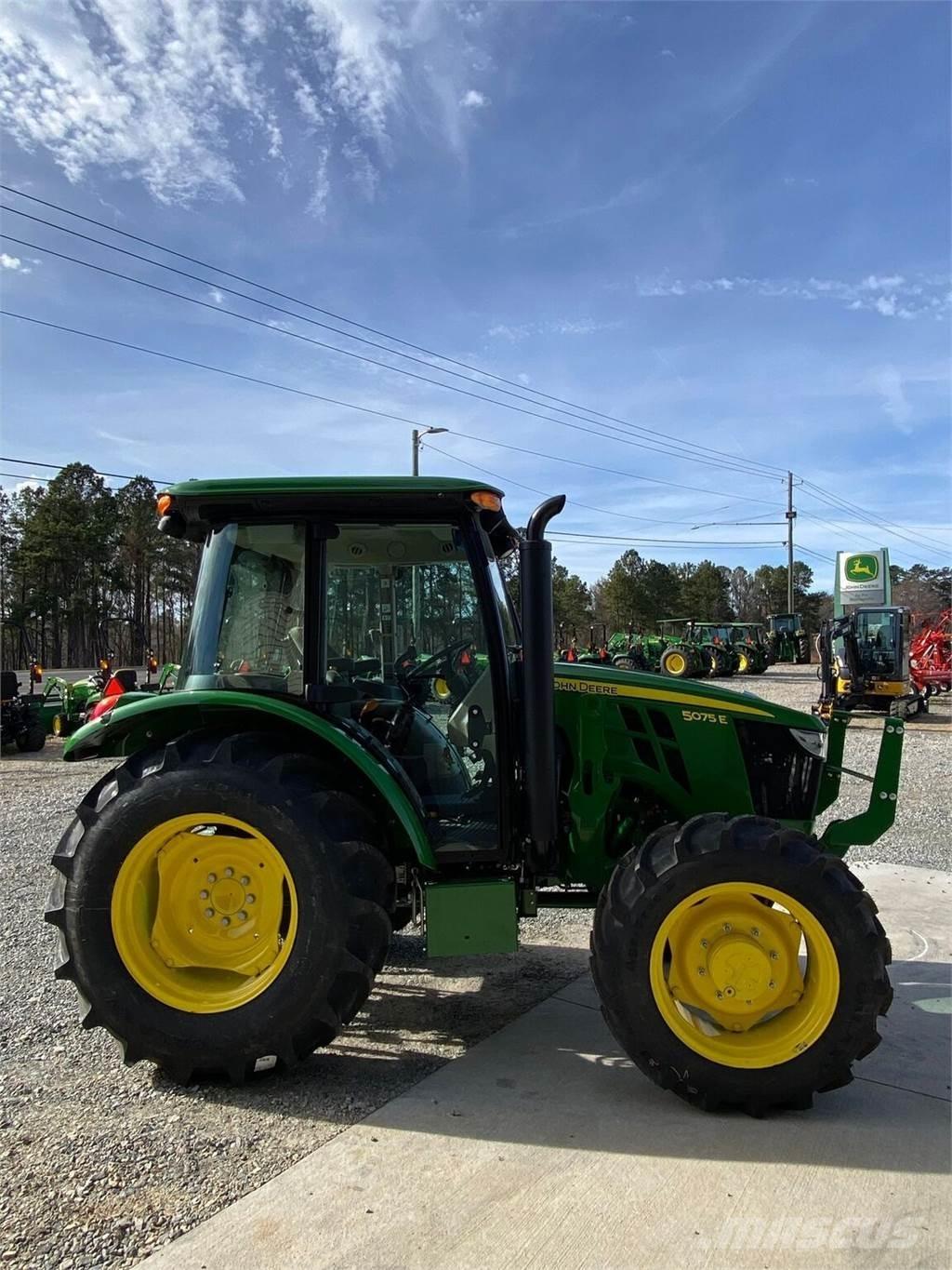 John Deere 5075E Ciągniki rolnicze