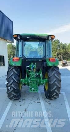 John Deere 5100E Mikrociągniki