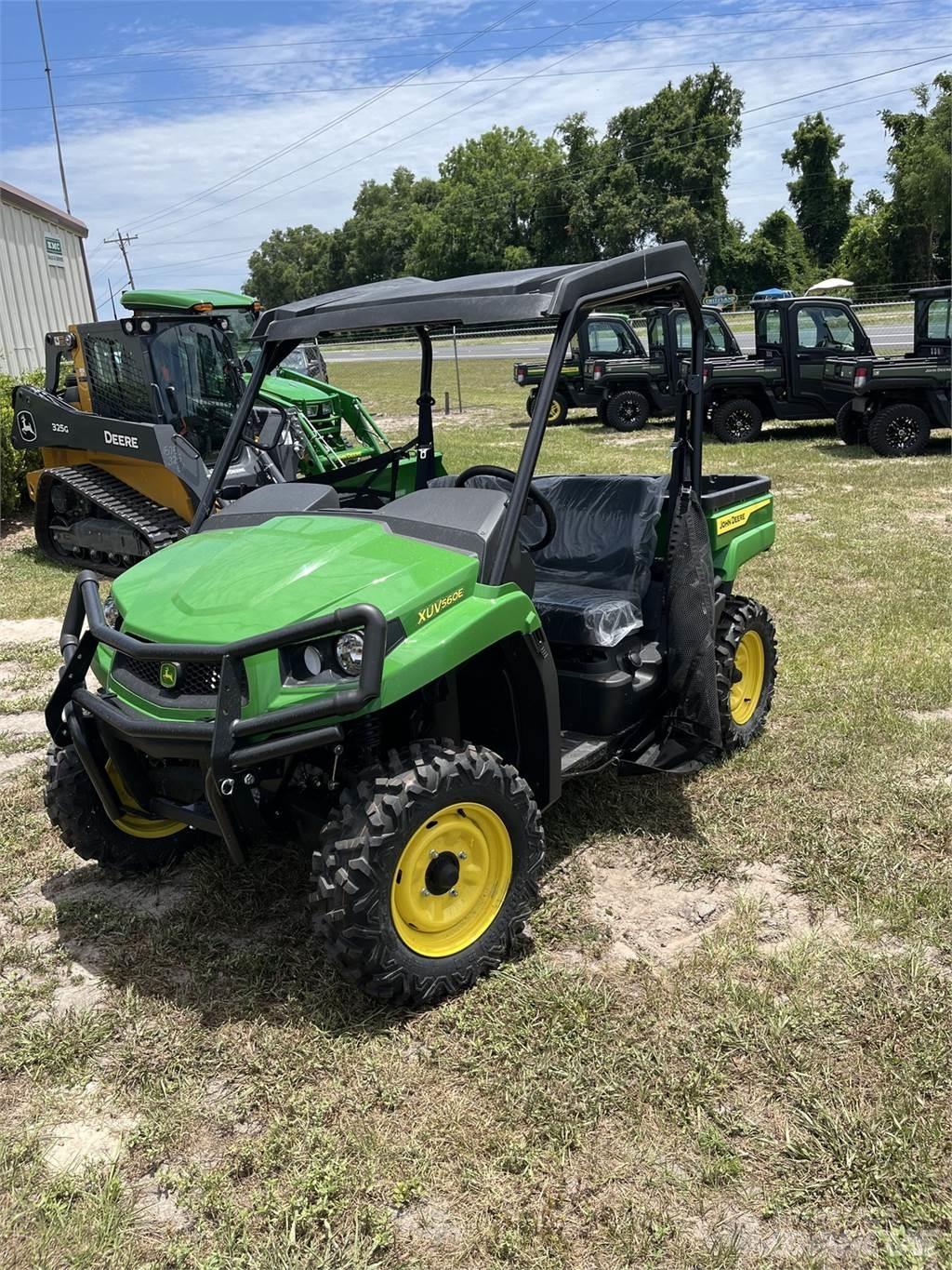 John Deere 560E Maszyny komunalne