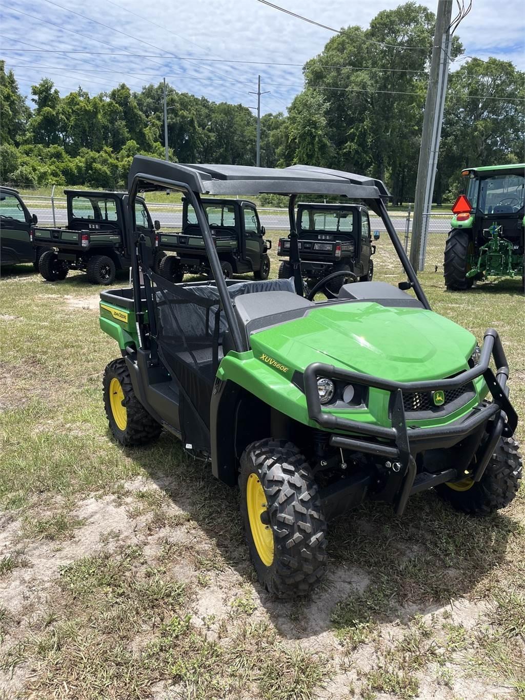 John Deere 560E Maszyny komunalne