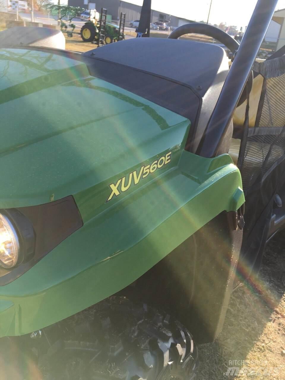John Deere 560E Maszyny komunalne