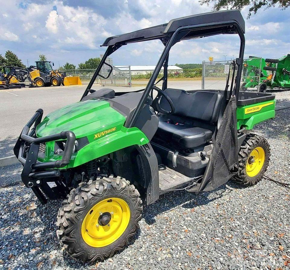 John Deere 560E Maszyny komunalne