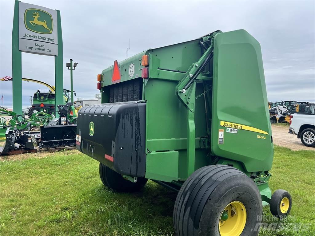 John Deere 560M Prasy zwijające