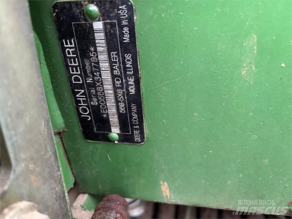 John Deere 568 Prasy zwijające