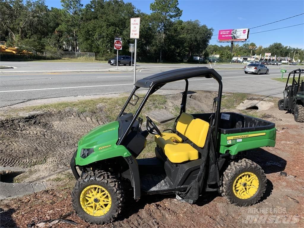John Deere 590M Maszyny komunalne