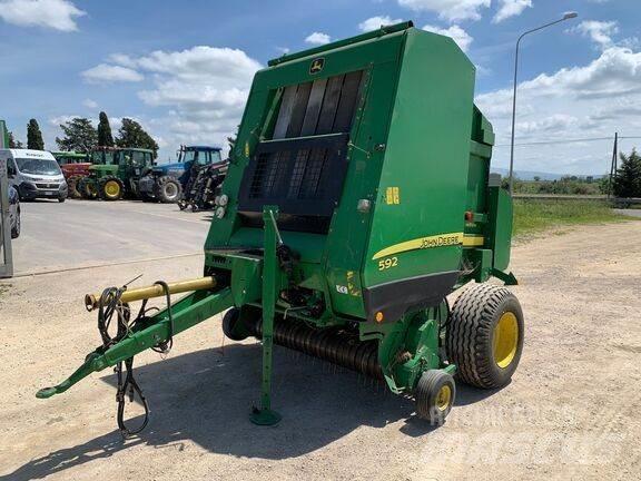 John Deere 592 Prasy zwijające
