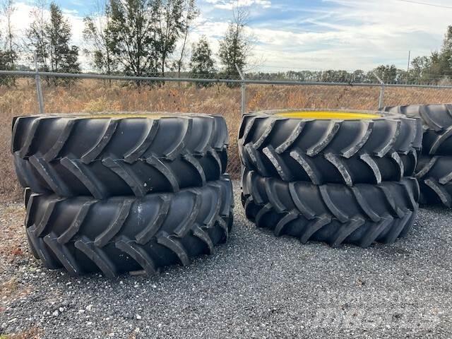 John Deere 600R Opryskiwacze zaczepiane