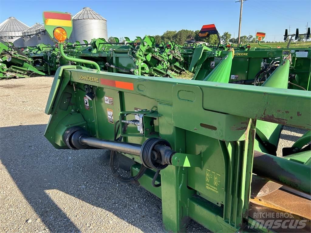 John Deere 608C Akcesoria do kombajnów zbożowych