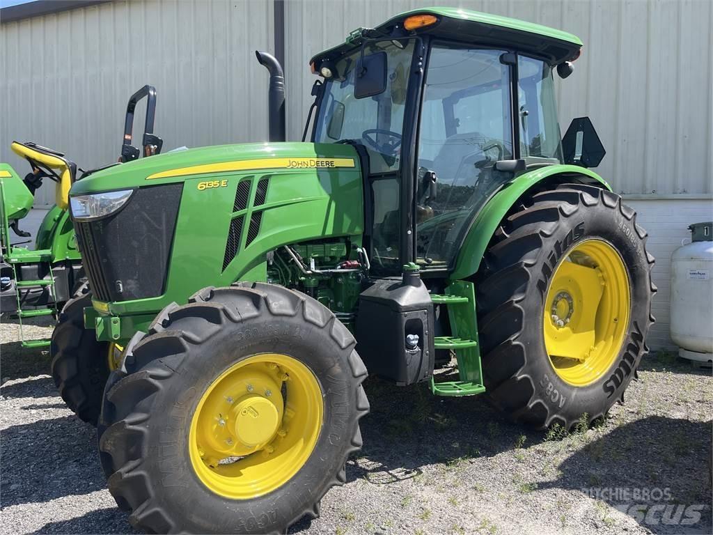 John Deere 6135E Ciągniki rolnicze