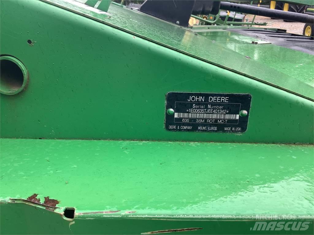 John Deere 635 Kosiarki ze wstępną obróbka paszy