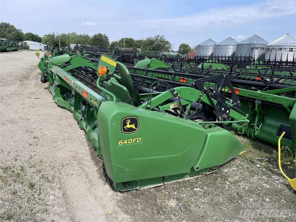 John Deere 640FD Akcesoria do kombajnów zbożowych