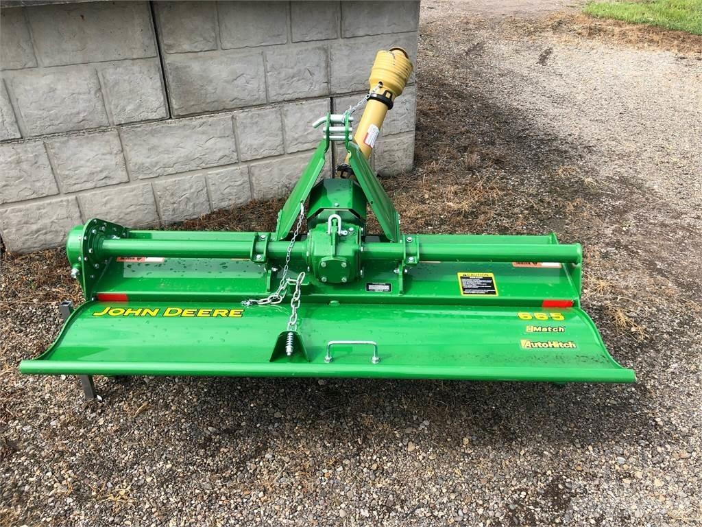 John Deere 665 Glebogryzarki