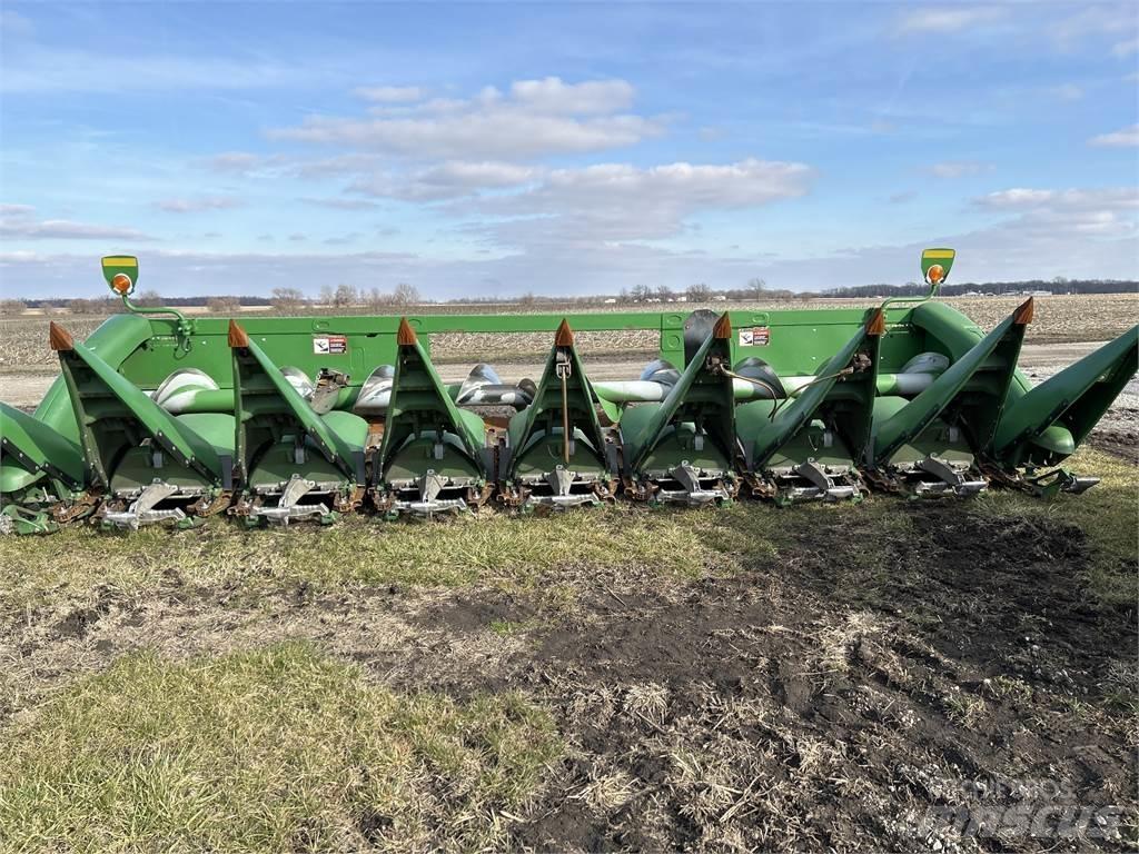 John Deere 708C Akcesoria do kombajnów zbożowych
