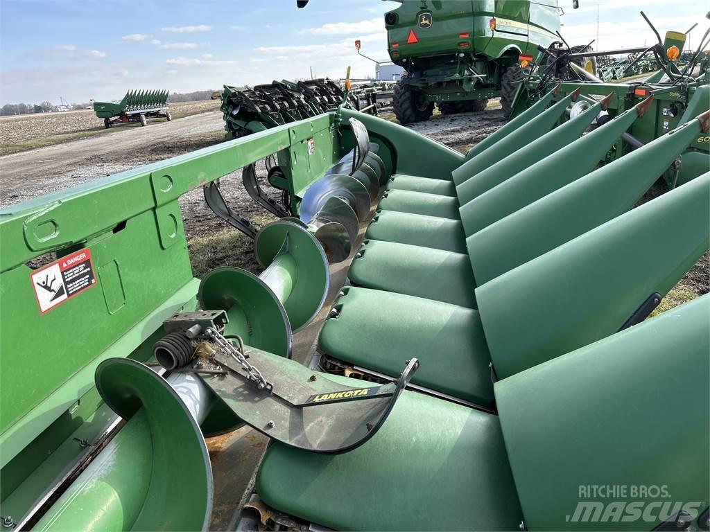 John Deere 708C Akcesoria do kombajnów zbożowych