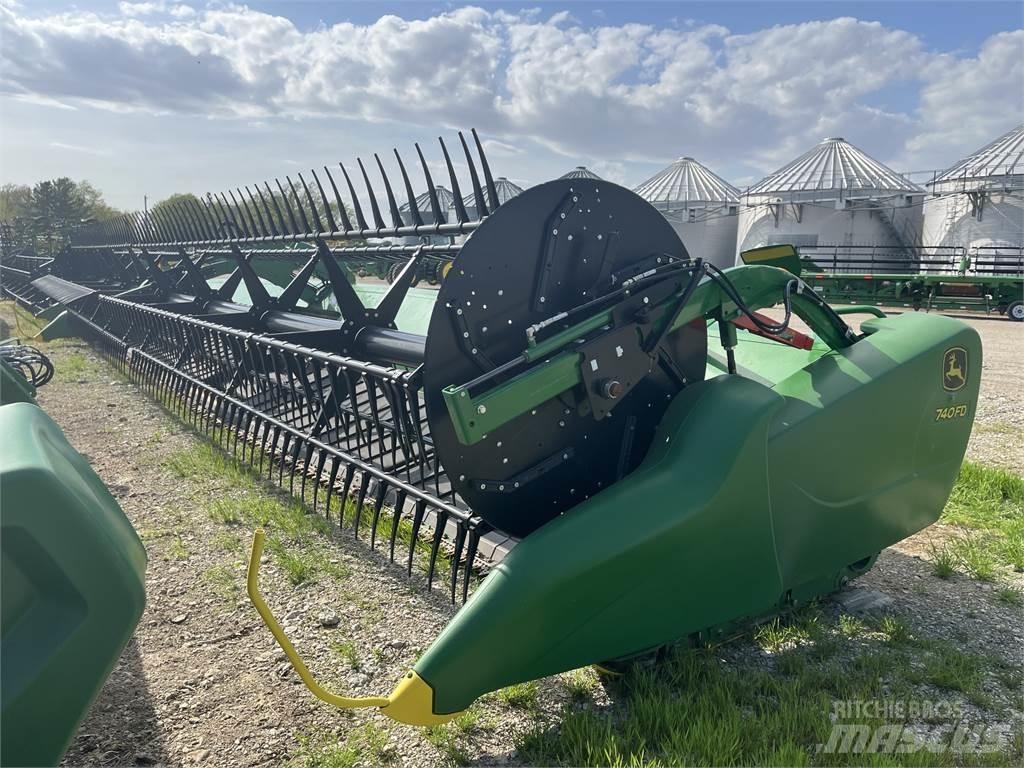 John Deere 740FD Akcesoria do kombajnów zbożowych