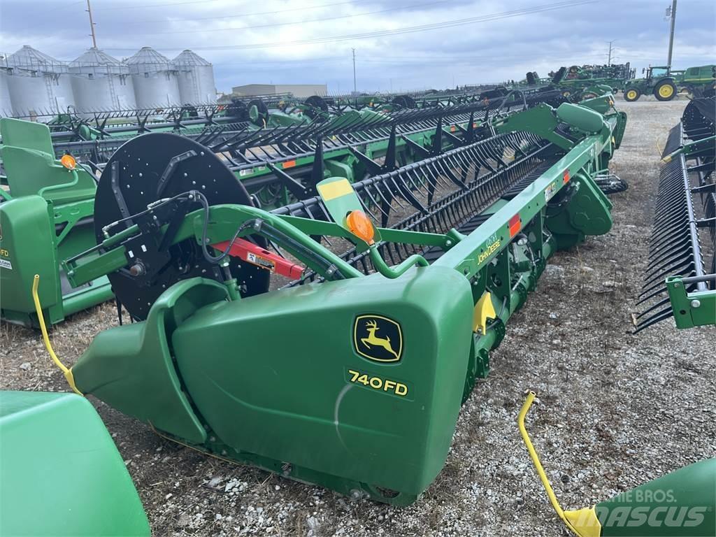 John Deere 740FD Akcesoria do kombajnów zbożowych